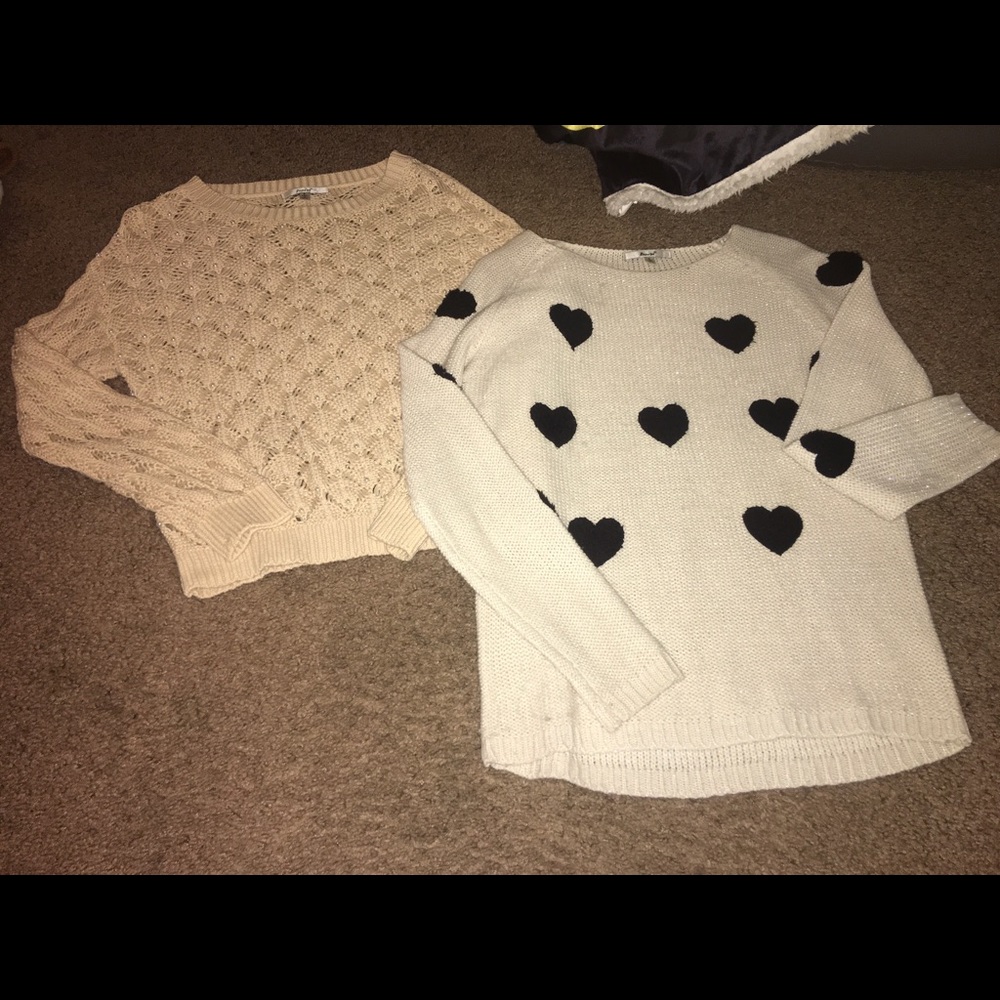 2 Sweaters - image 1